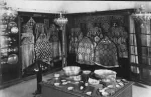 Древлехранилище (Ризница). Фотография. 1920-е годы