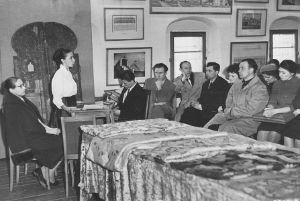 1962 г. Конференция по сбору произведений народного искусства. Выступает Т.В. Николаева