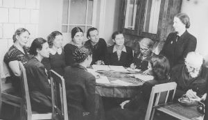 1950 гг. н.с. Кедрова Т.И., неизв., Калмыкова Л.Э., Белоброва О.А., Маясова Н.А.